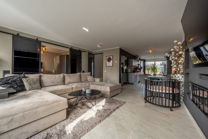 Foto 22 van Regenboog 216