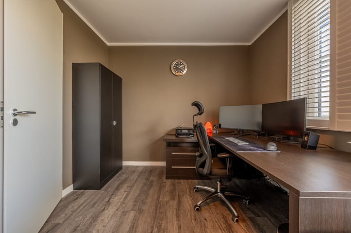 Foto 38 van Regenboog 216