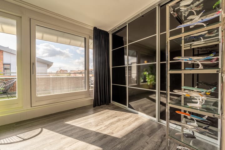 Foto 43 van Regenboog 216