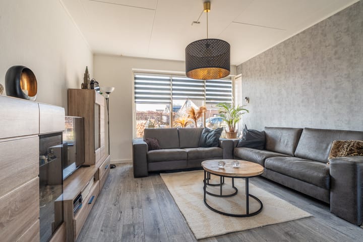 Foto 15 van Meeuwenstraat 1-A