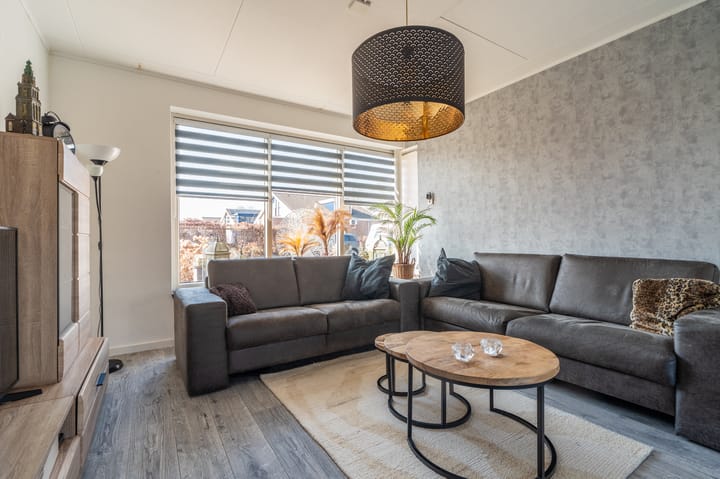 Foto 16 van Meeuwenstraat 1-A