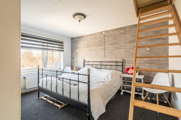 Foto 37 van Meeuwenstraat 1-A