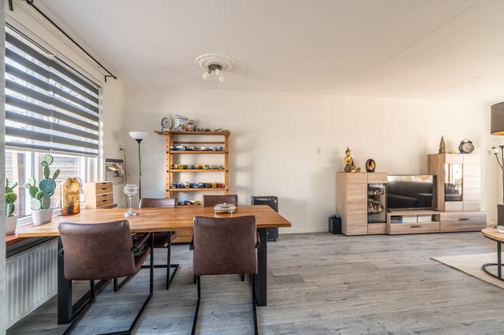 Foto 21 van Meeuwenstraat 1-A