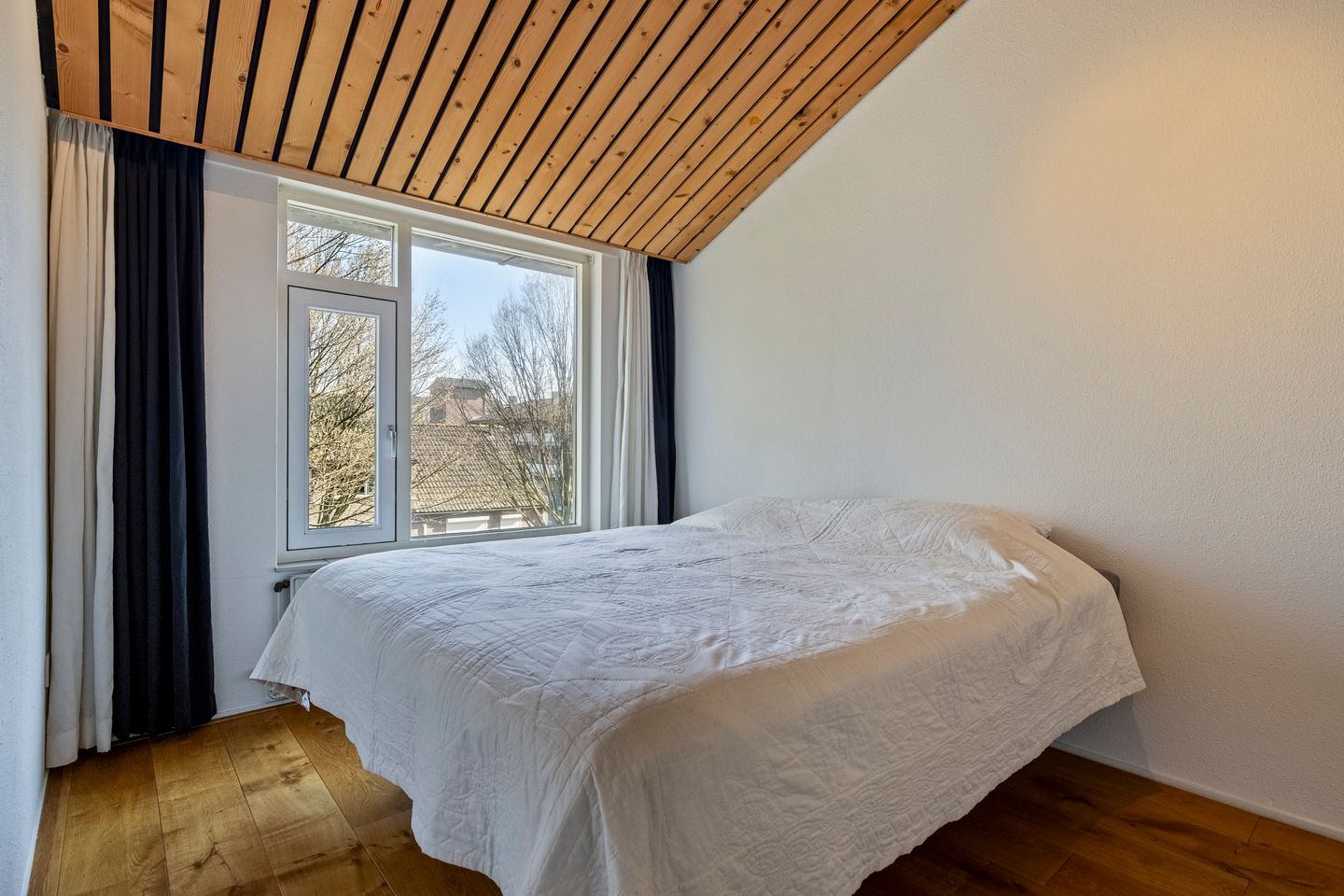 Foto 19 van Zonnebloemstraat 37