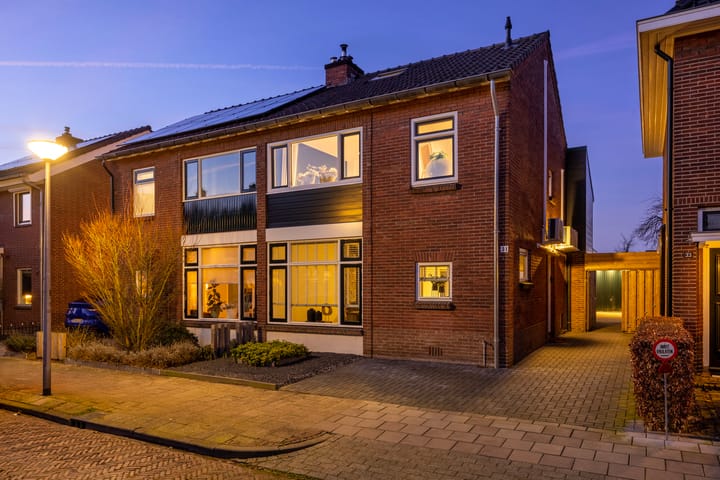 Photo 7 of Lijsterweg 31