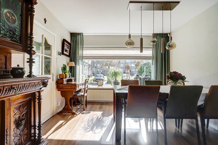 Photo 10 of Mr. Thorbeckestraat 30