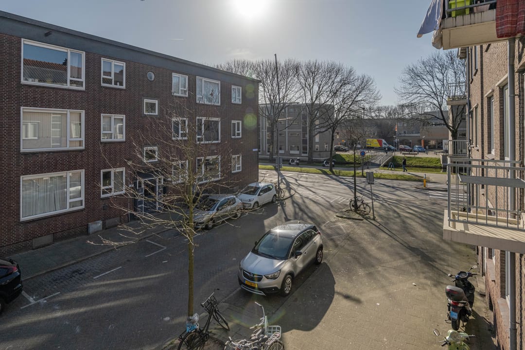 Foto 16 van Madeliefstraat 57-B