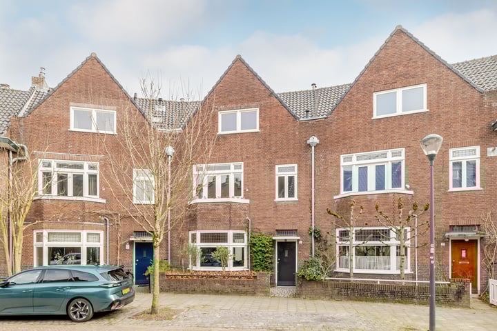 Bekijk foto van Dr. van Mierlostraat 21
