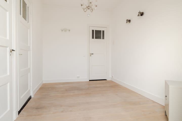 Foto 32 van Dr. van Mierlostraat 21