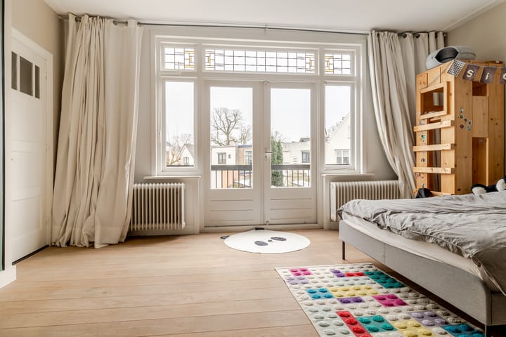 Foto 34 van Dr. van Mierlostraat 21