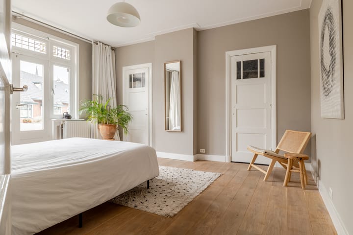 Foto 37 van Dr. van Mierlostraat 21