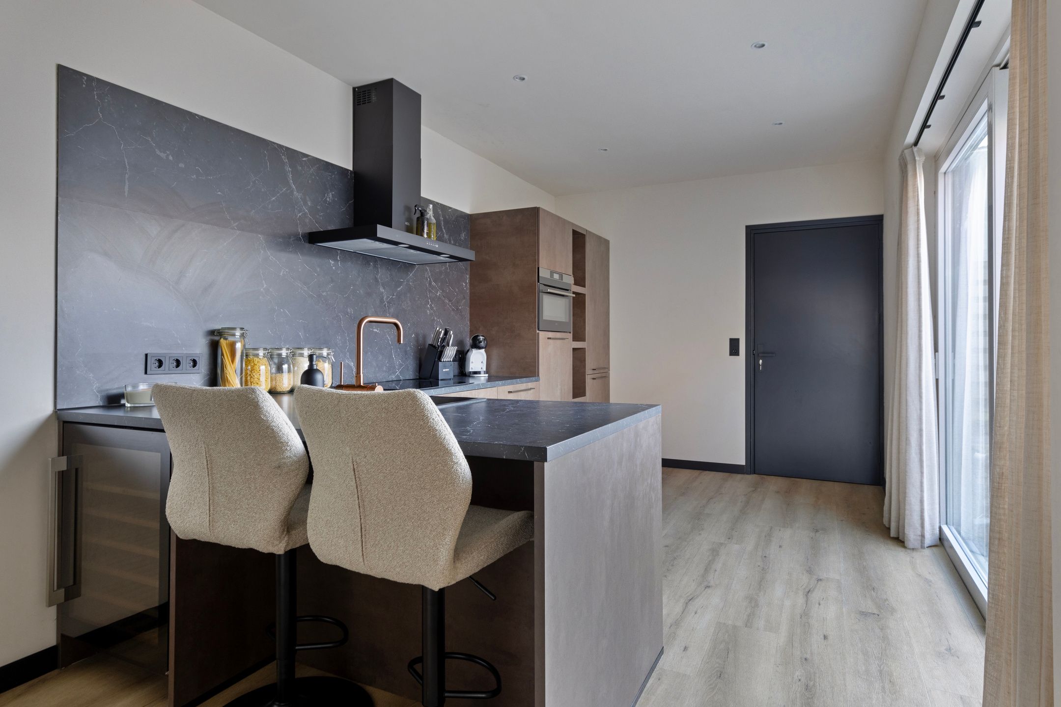 Foto 9 van Zuiderstraat 7