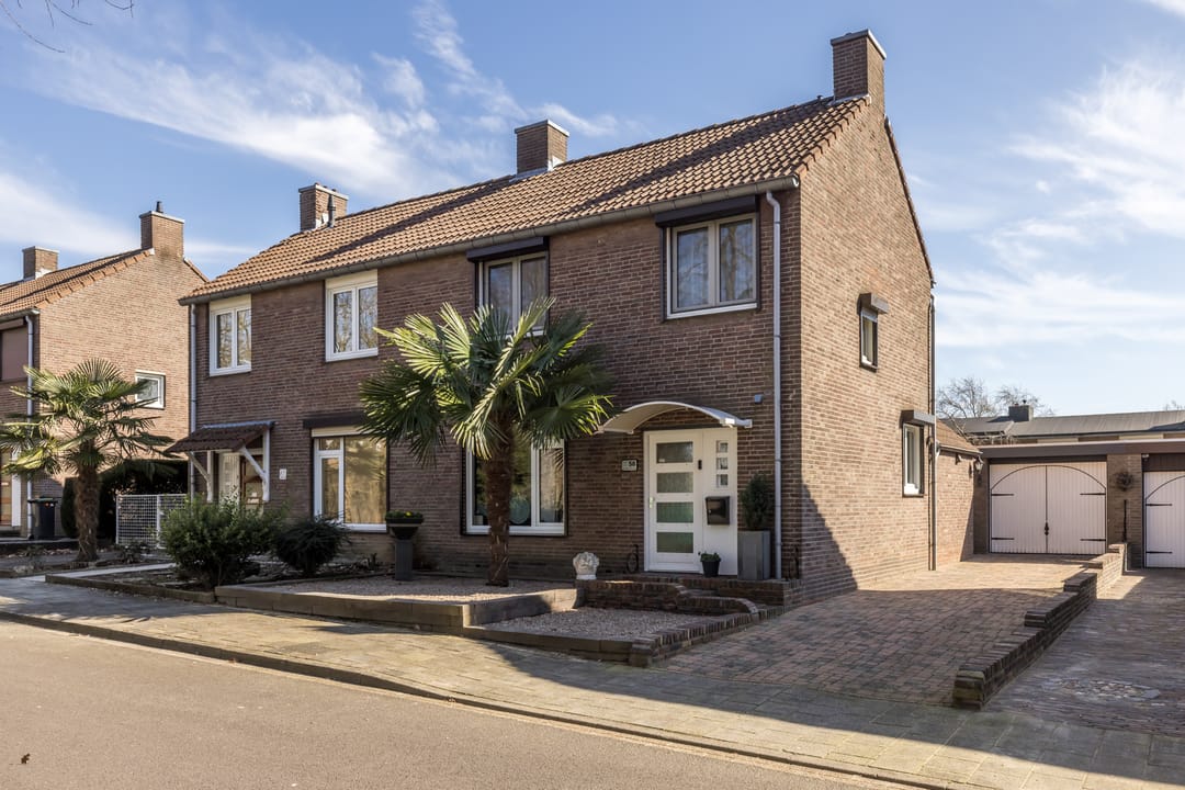 Photo 1 of Piet Stalmeierstraat 58