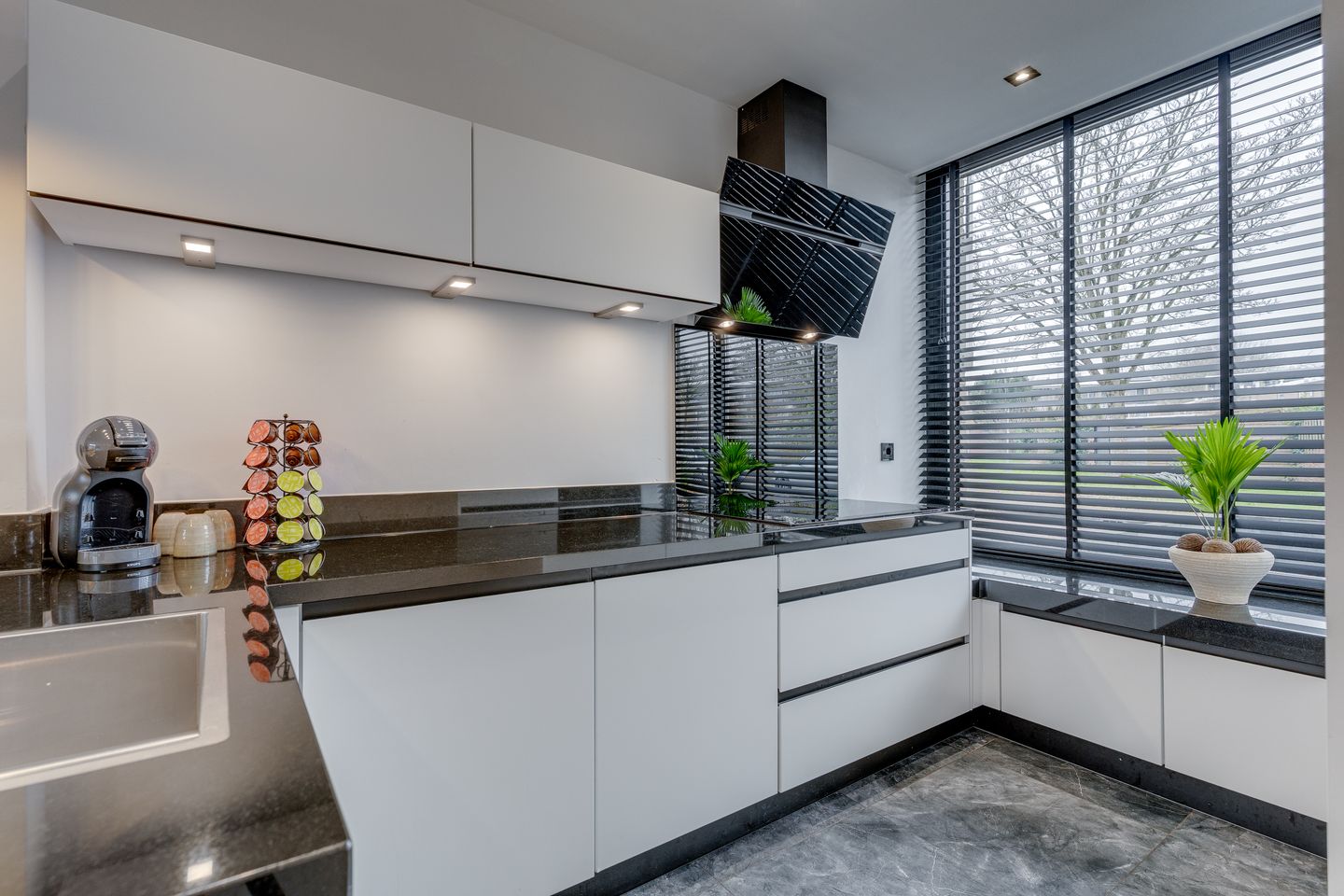 Photo 14 of Bartokstraat 36