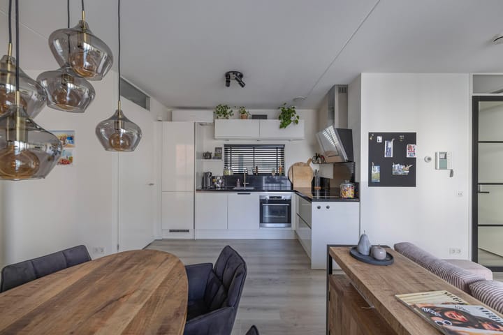 Foto 25 van Duiker 93