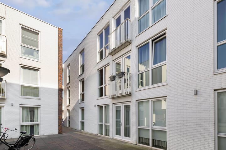 Foto 6 van Duiker 93