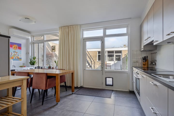 Foto 14 van Roemer Visscherlaan 13