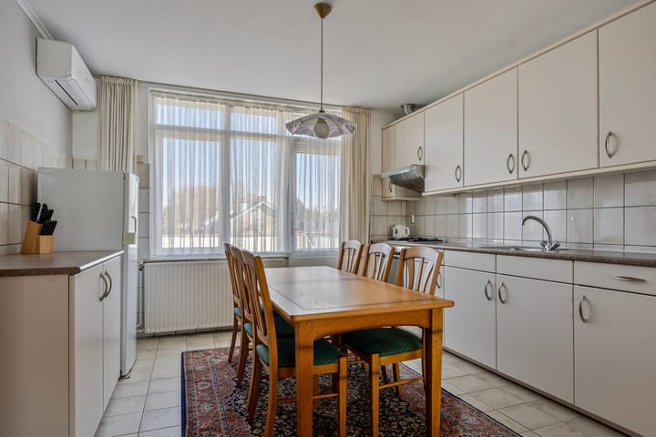 Foto 25 van Roemer Visscherlaan 13