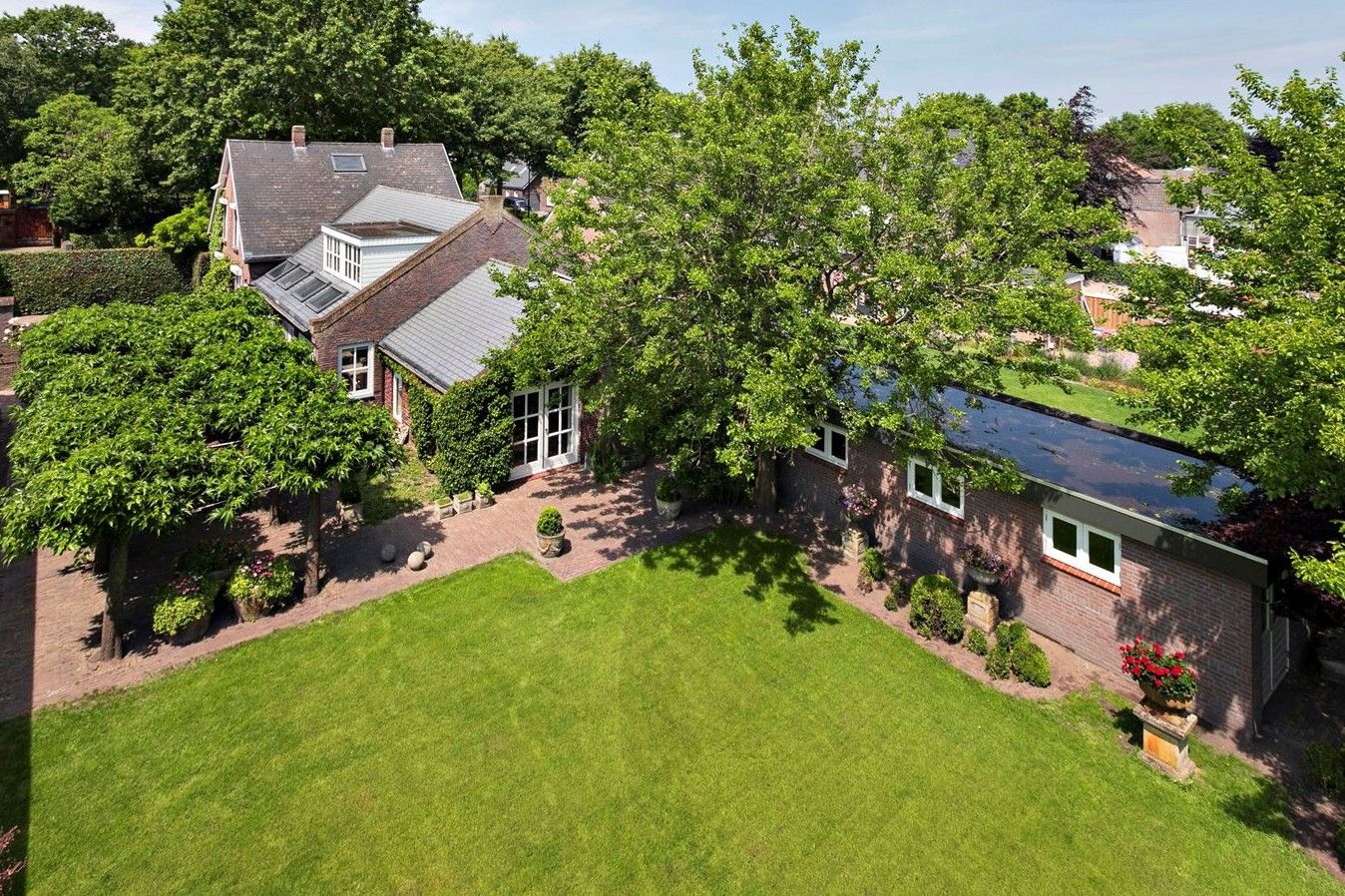 Foto 93 van Schutsboomstraat 61