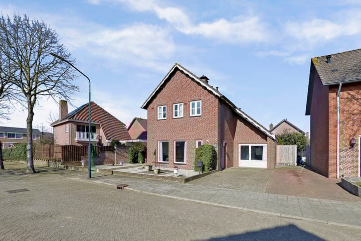 Foto 5 van Hazelaarweg 1