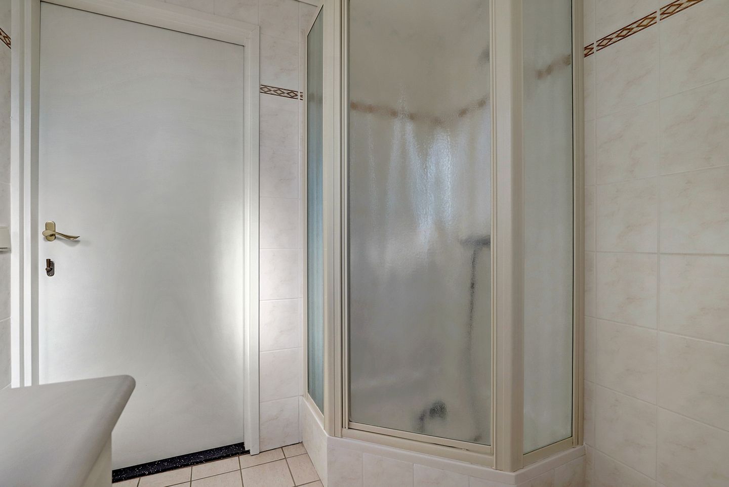 Foto 29 van Hazelaarweg 1