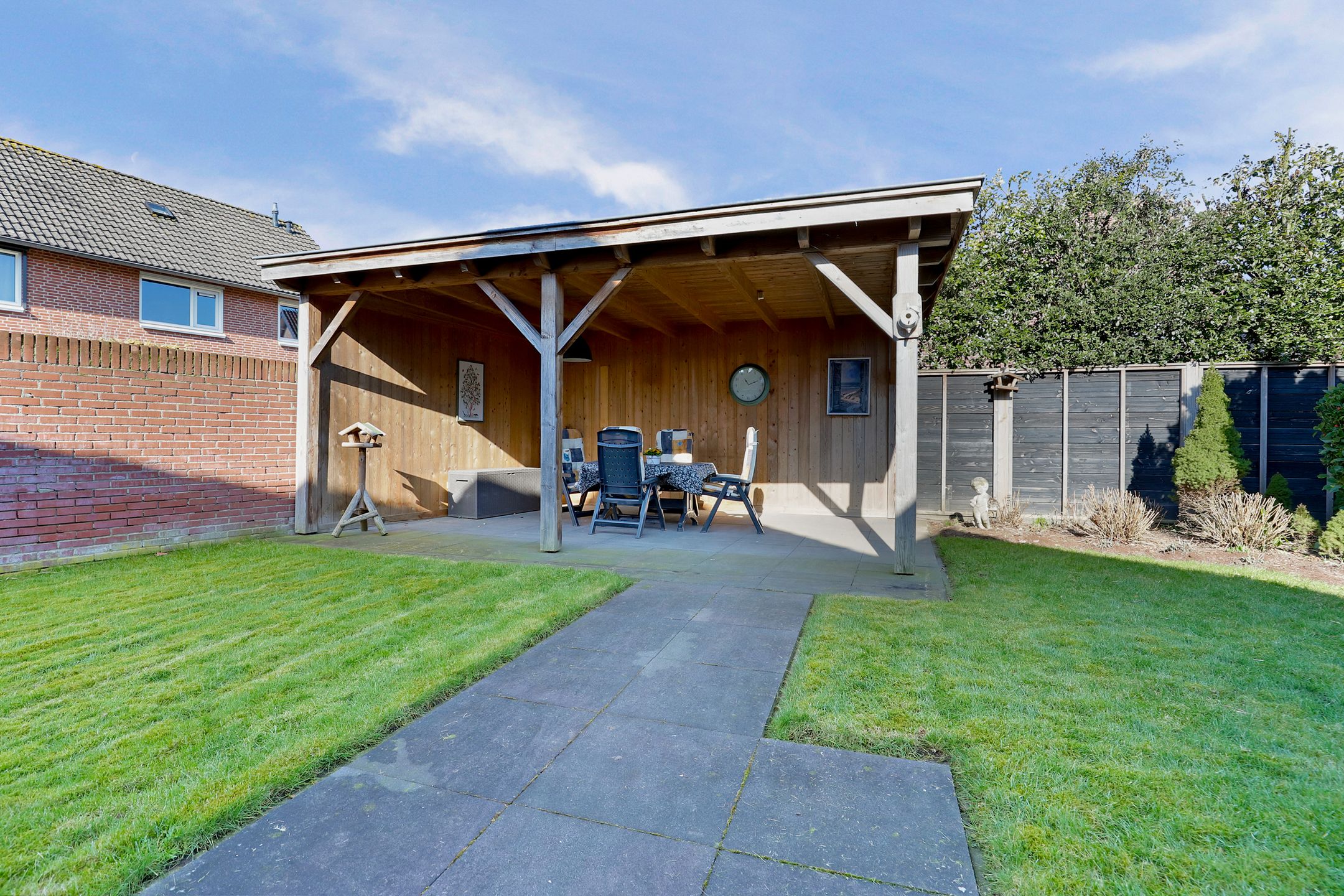 Foto 33 van Hazelaarweg 1