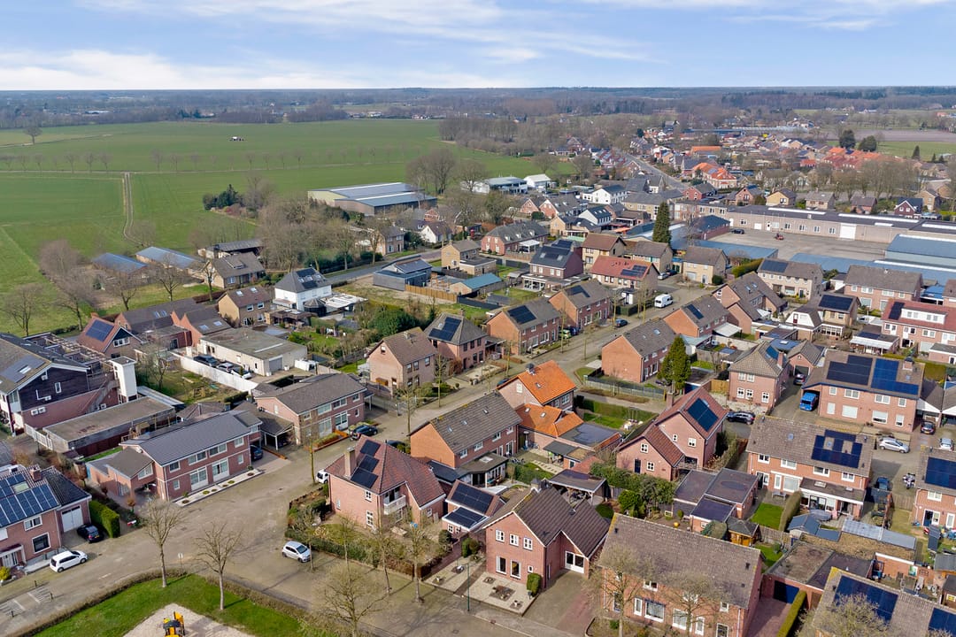 Foto 38 van Hazelaarweg 1