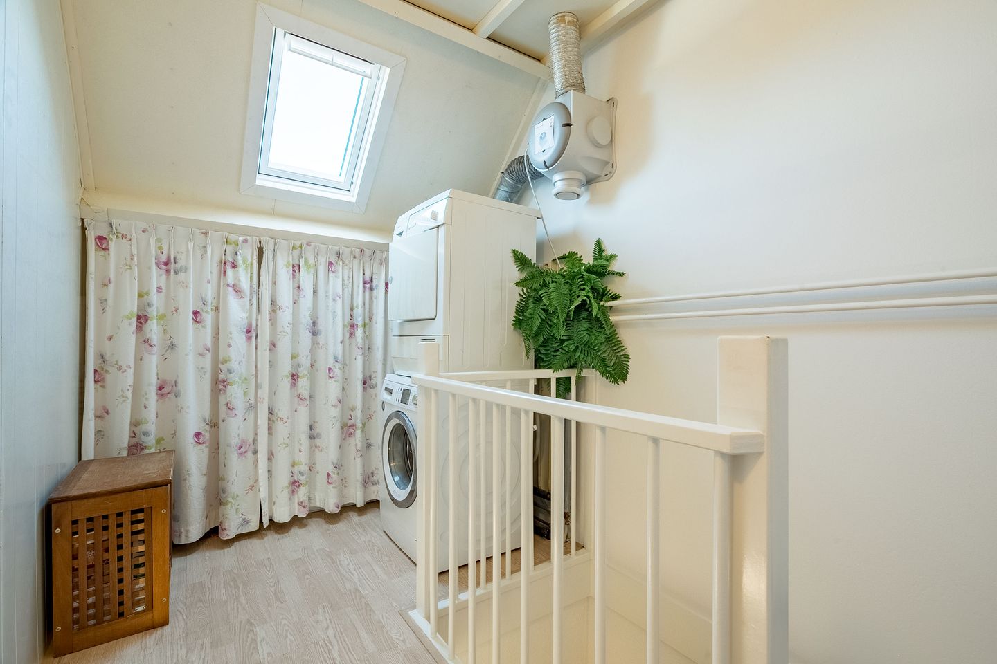 Photo 20 of Graaf Woldemarlaan 35