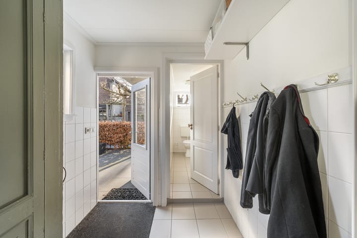 Foto 42 van Voorstraat 44