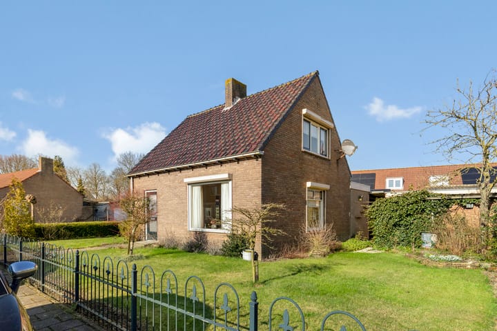 Foto 3 van M. Baksstraat 15