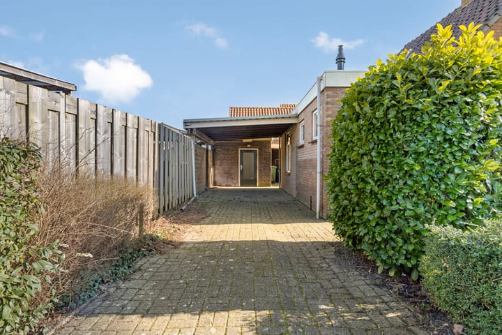 Foto 25 van M. Baksstraat 15