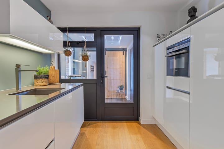 Foto 18 van Christinalaan 11