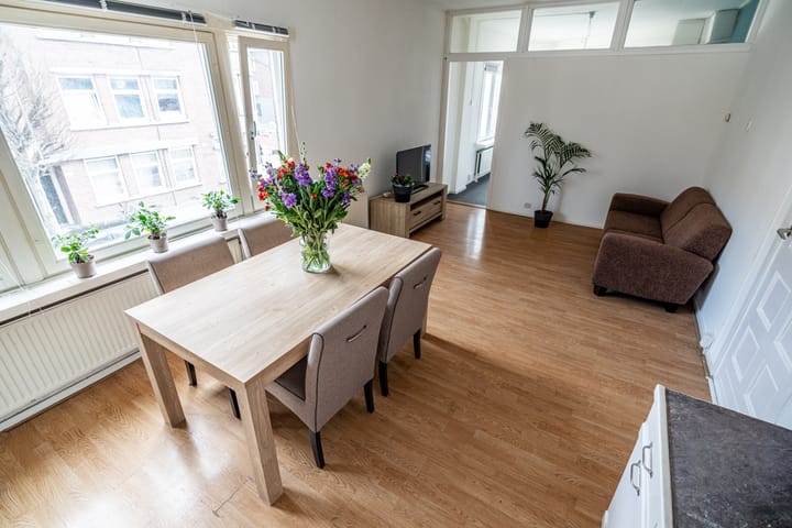 Photo 3 of Pasteurstraat 93