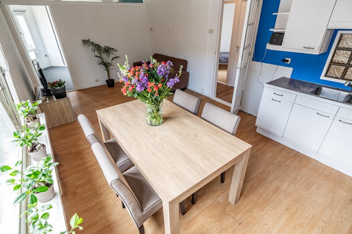 Photo 6 of Pasteurstraat 93