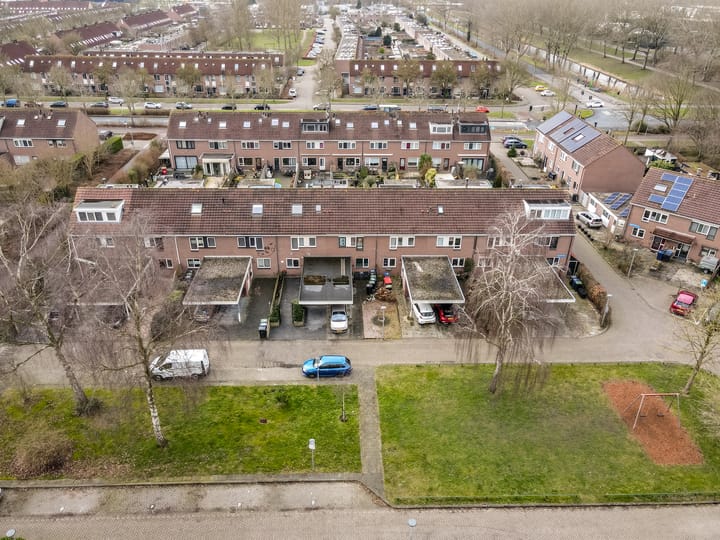 Foto 35 van Petmolenstraat 21