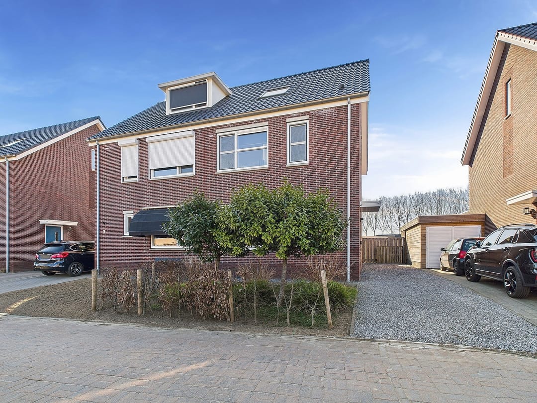 Foto 1 van Kanaalweide 3-A