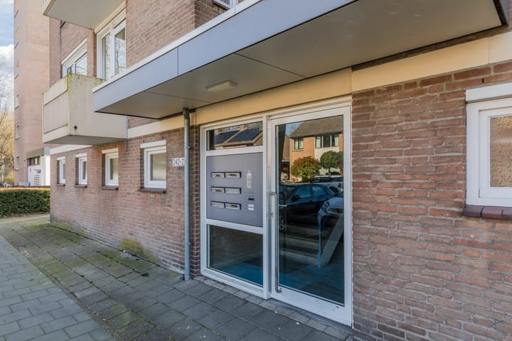 Foto 3 van Albert Cuypstraat 252