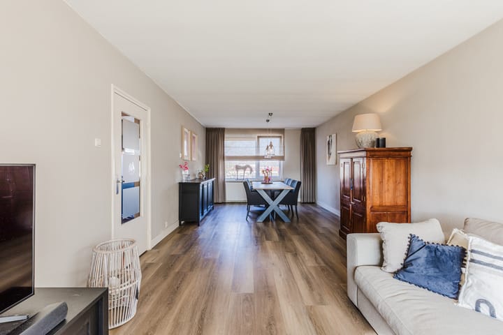 Foto 10 van Albert Cuypstraat 252