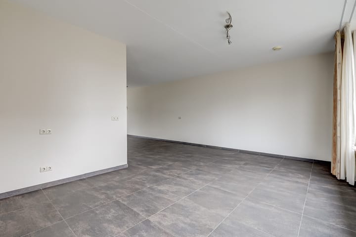 Foto 5 van Peerakker 12