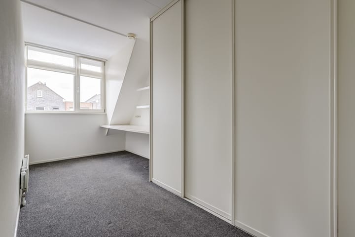 Foto 20 van Peerakker 12