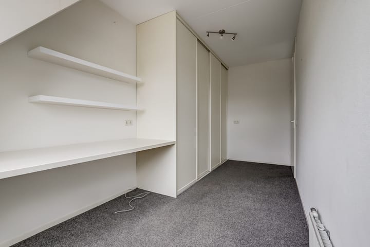 Foto 21 van Peerakker 12