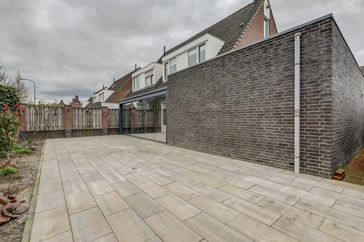 Foto 31 van Peerakker 12