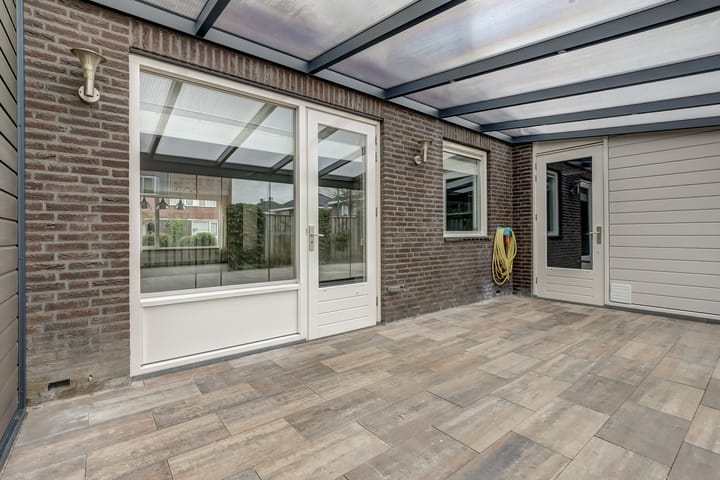 Foto 32 van Peerakker 12