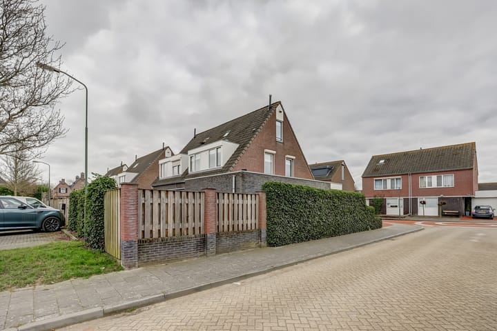 Foto 42 van Peerakker 12