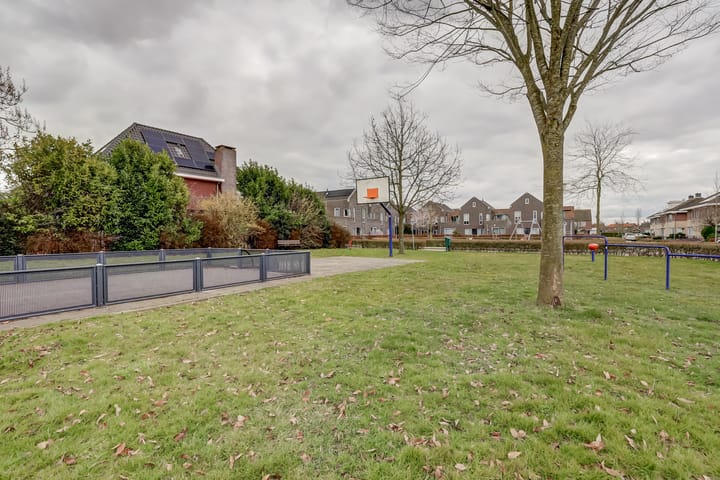 Foto 44 van Peerakker 12