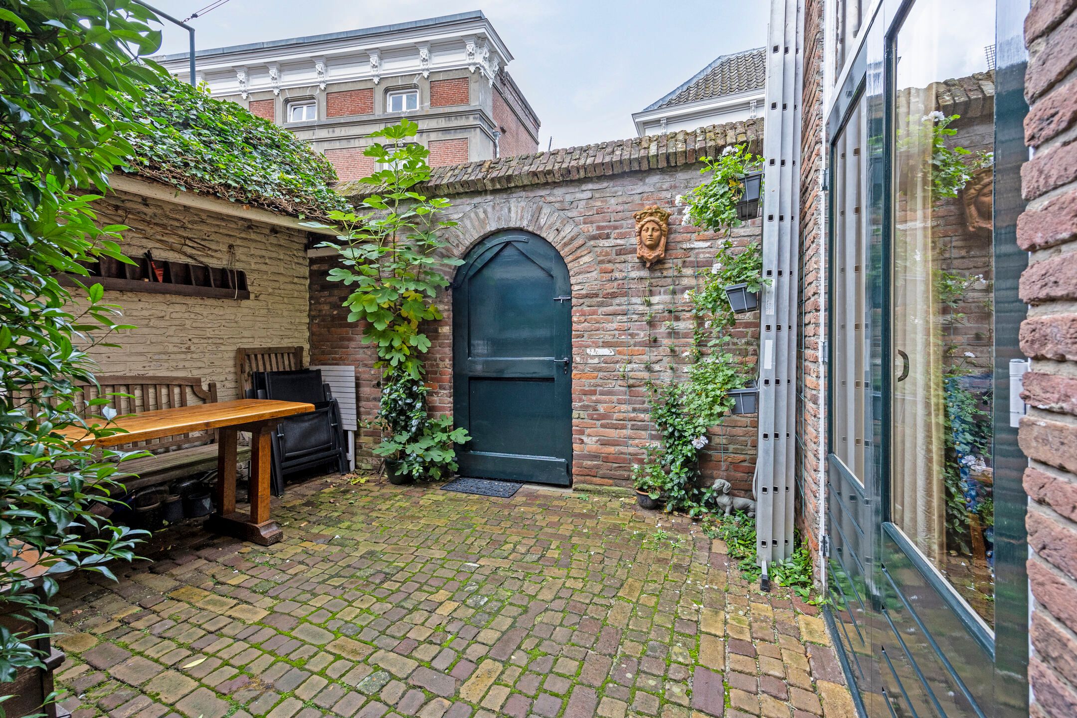 Foto 6 van Winkelstraat 2