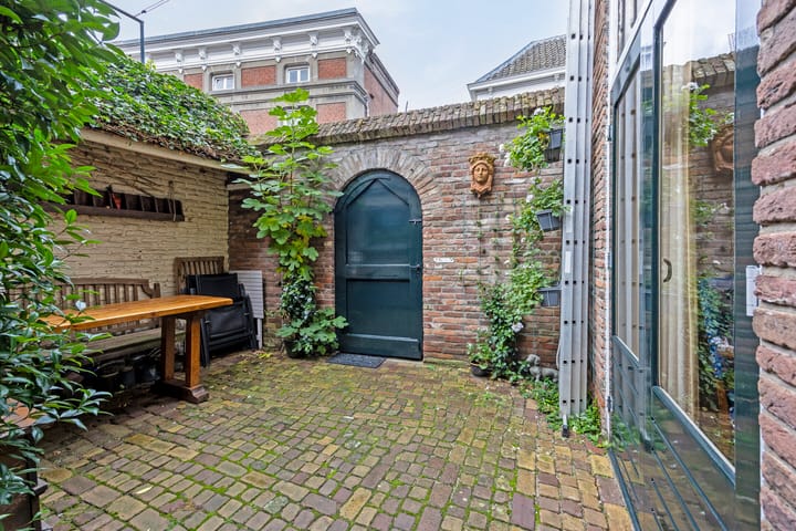 Foto 6 van Winkelstraat 2