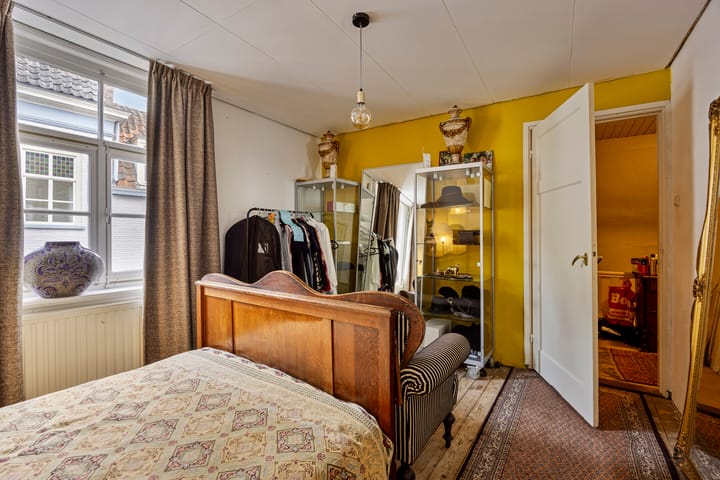 Foto 31 van Winkelstraat 2