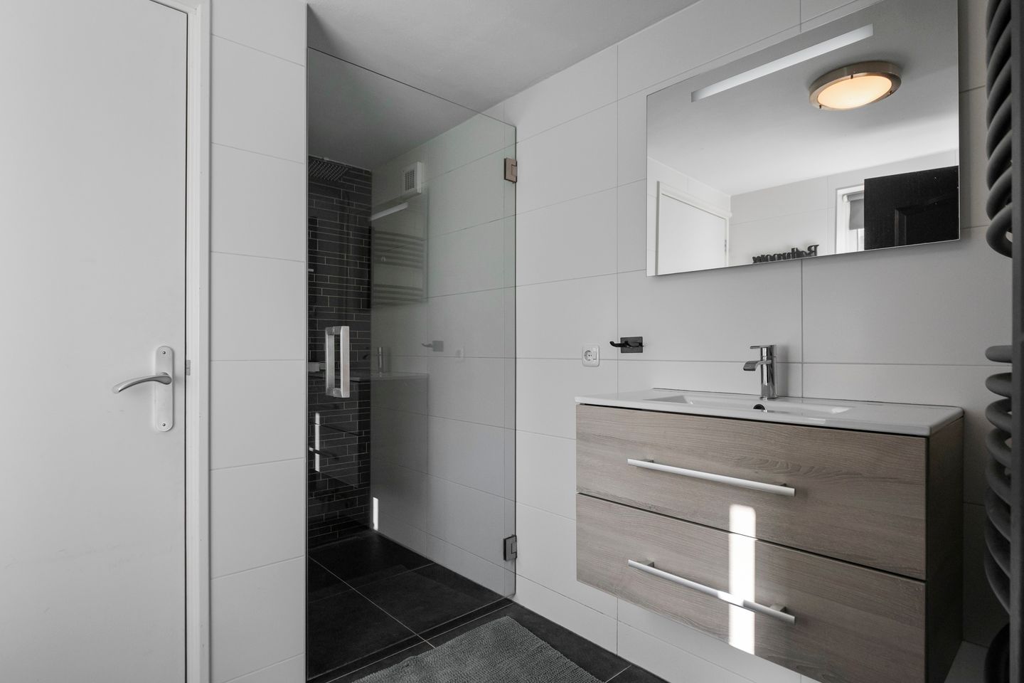 Photo 4 of Begoniastraat 26