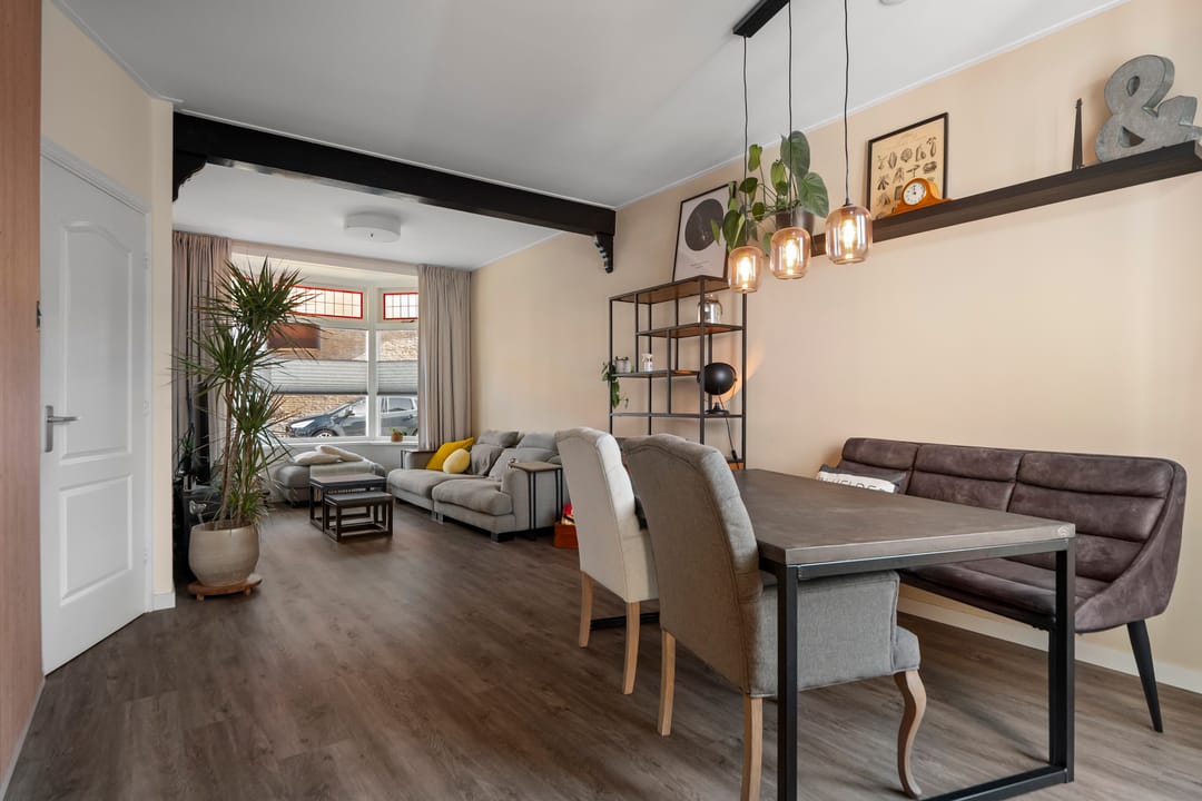 Photo 8 of Begoniastraat 26